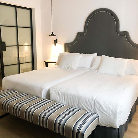 Apartamentos Hom Sevilla Sevilha Exterior foto