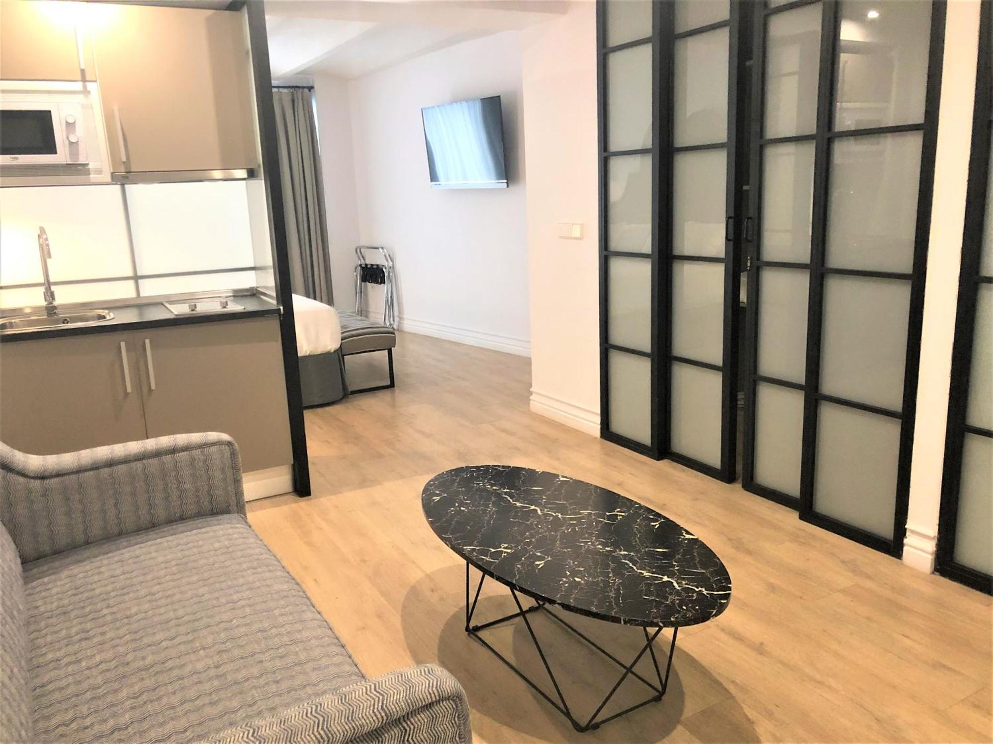 Apartamentos Hom Sevilla Sevilha Exterior foto