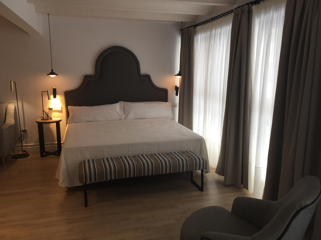 Apartamentos Hom Sevilla Sevilha Exterior foto