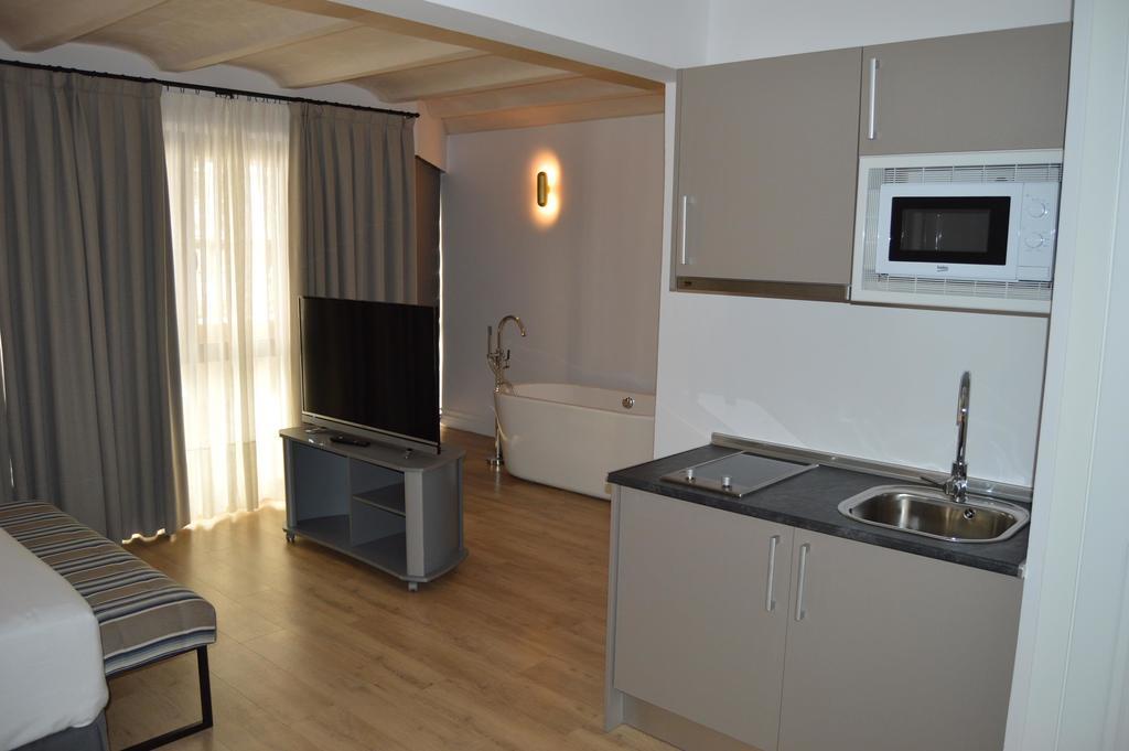 Apartamentos Hom Sevilla Sevilha Exterior foto