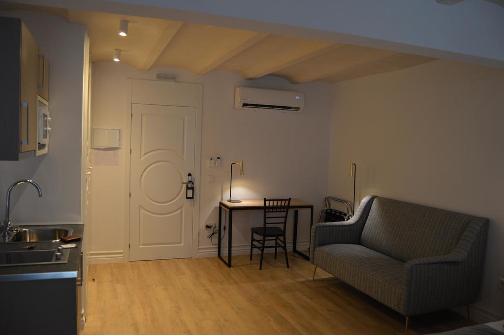 Apartamentos Hom Sevilla Sevilha Exterior foto