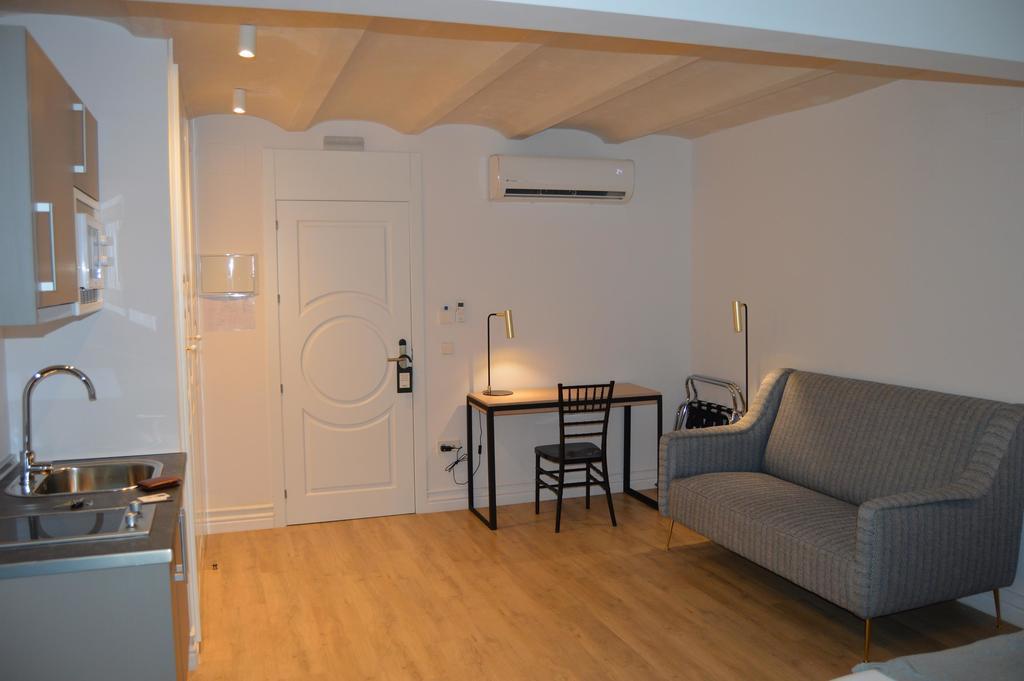 Apartamentos Hom Sevilla Sevilha Exterior foto
