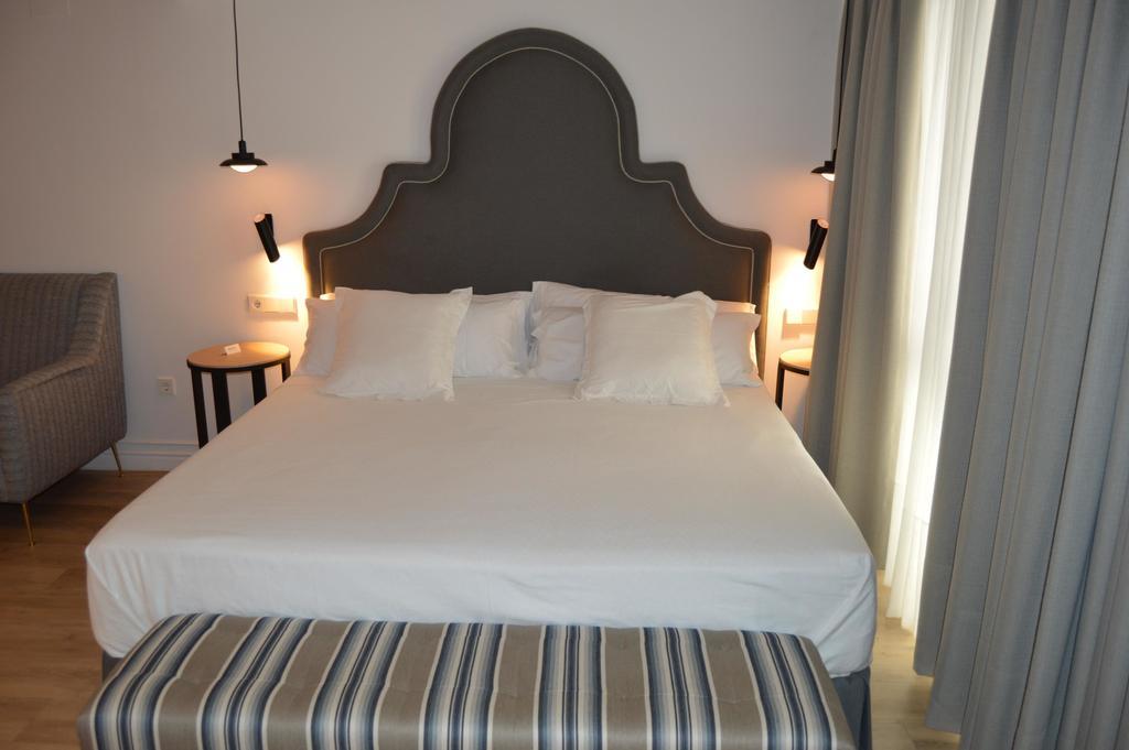 Apartamentos Hom Sevilla Sevilha Exterior foto